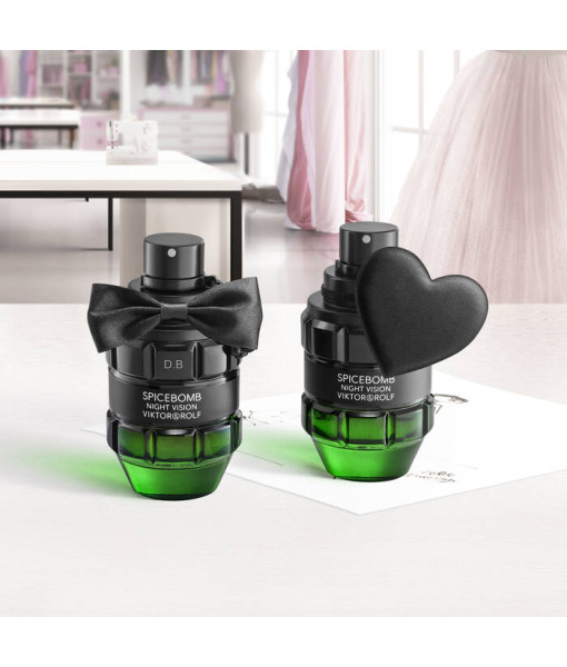 Viktor & Rolf<br>Spicebomb Night Vision<br>Eau de Toilette<br>90 ml / 3.04 fl. oz. Viktor & Rolf<br>Spicebomb Night Vision<br>Eau de Toilette<br>90 ml / 3.04 fl. oz.