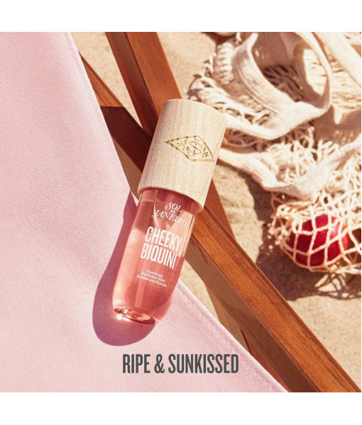Sol de Janeiro<br>Cheeky Biquíni<br>Brume parfumée Édition limitée<br>90 ml / 3 fl. oz. Sol de Janeiro<br>Cheeky Biquíni<br>Brume parfumée Édition limitée<br>90 ml / 3 fl. oz.