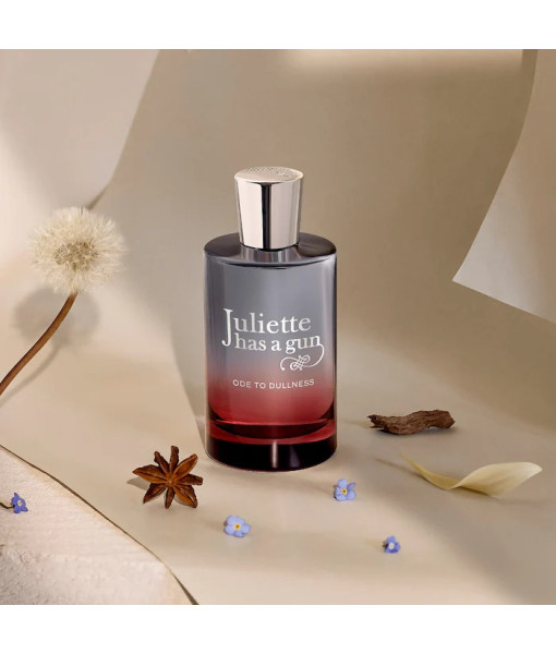 Juliette Has a Gun
<br>Ode to Dullness<br>
Eau de Parfum 100 mL / 3.4 fl. oz. Juliette Has a Gun
<br>Ode to Dullness<br>
Eau de Parfum 100 mL / 3.4 fl. oz.