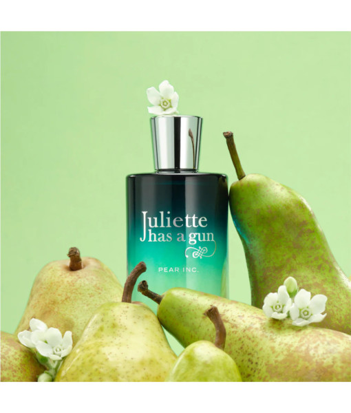 Juliette Has a Gun<br>
Pear Inc.<br>
Eau de Parfum 100 mL / 3.4 fl. oz. Juliette Has a Gun<br>
Pear Inc.<br>
Eau de Parfum 100 mL / 3.4 fl. oz.