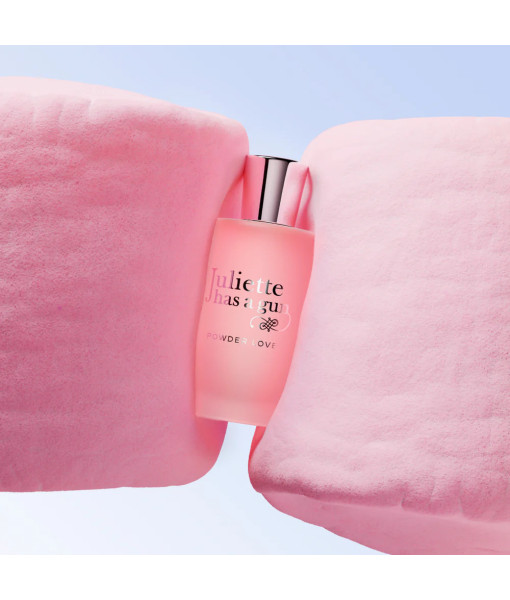 Juliette Has a Gun<br>
Powder Love<br>
Eau de Parfum 100 mL / 3.4 fl. oz. Juliette Has a Gun<br>
Powder Love<br>
Eau de Parfum 100 mL / 3.4 fl. oz.