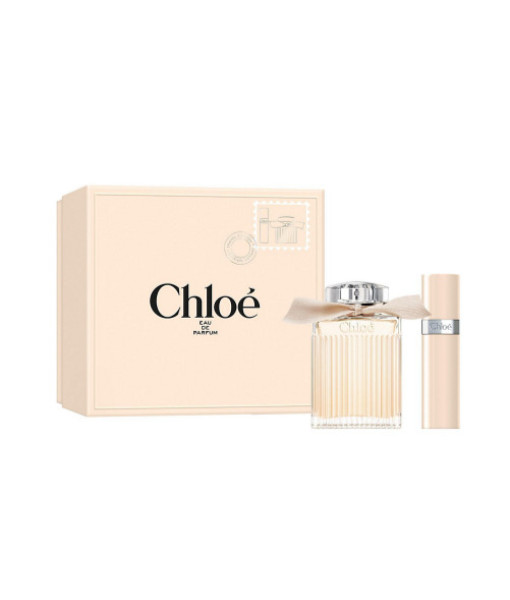 Chloé<br>Coffret-cadeau Chloé<br>Exclusivité Voyage<br>Eau de Parfum 100 ml<br>+ Recharge de 10 ml Chloé<br>Coffret-cadeau Chloé<br>Exclusivité Voyage<br>Eau de Parfum 100 ml<br>+ Recharge de 10 ml