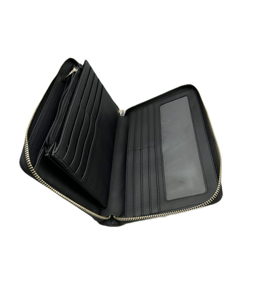 Guess<br>Noreen Passport Case<br>Charbon Logo