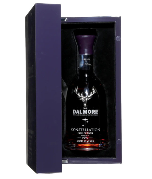 The Dalmore Constellation 1992 Cask #18 Highlands Single Malt<br>Whisky écossais | 700 ml | Royaume Uni, Écosse The Dalmore Constellation 1992 Cask #18 Highlands Single Malt<br>Whisky écossais | 700 ml | Royaume Uni, Écosse